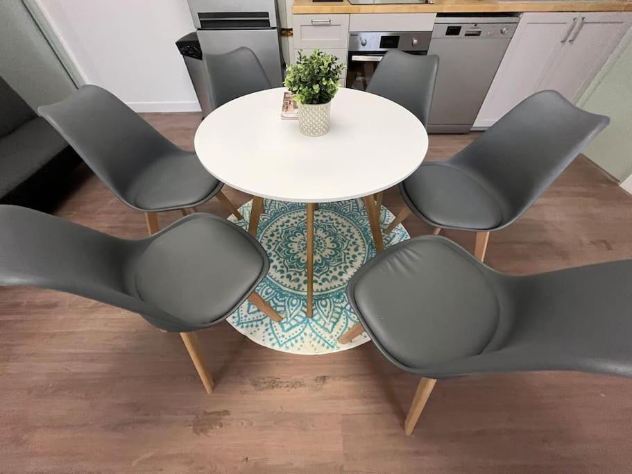 K2 - Maison 15 Min Paris Parc Expos - 3 Chambres 6 Lits 배뉴 외부 사진